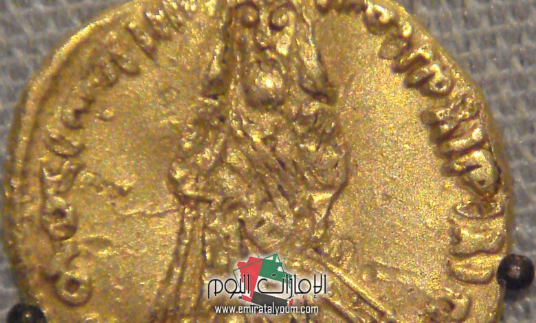 أول من أسس دار لسكة العملة