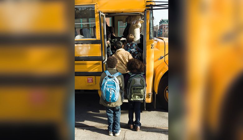 3 تكاليــف ترهــق الآباء مالياً خـــارج الرسوم الدراسية 11 1667951390 image