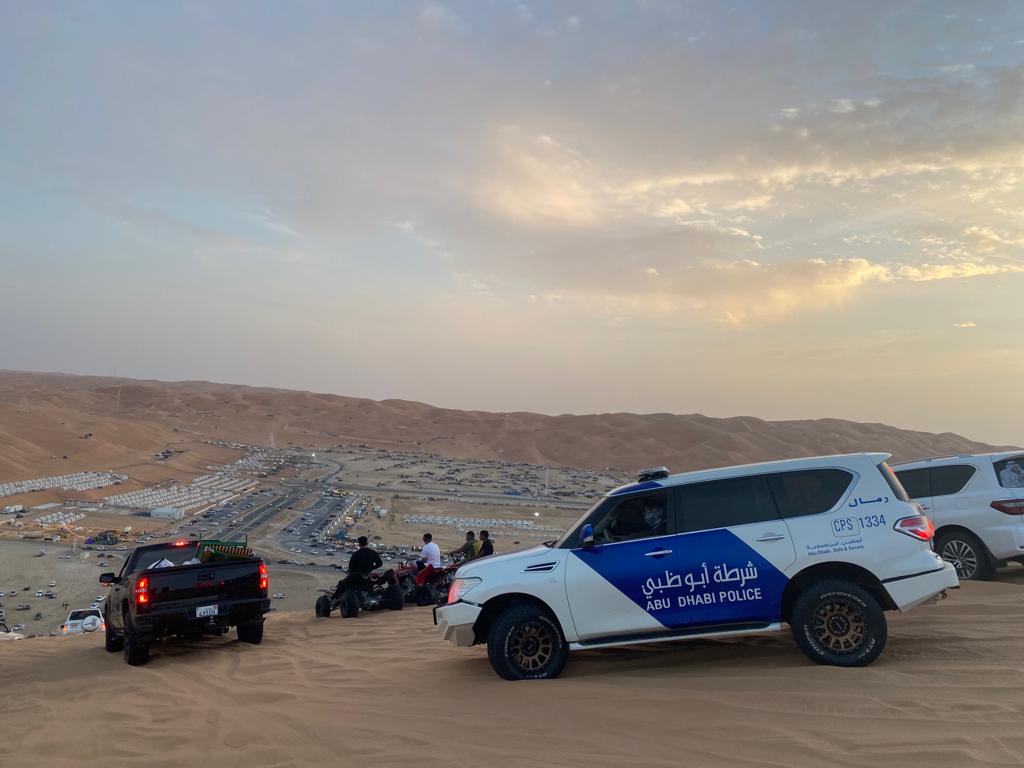شرطة أبوظبي تؤكد جاهزيتها لمهرجان ليوا الدولي "تل مرعب" 1 1671129004 image