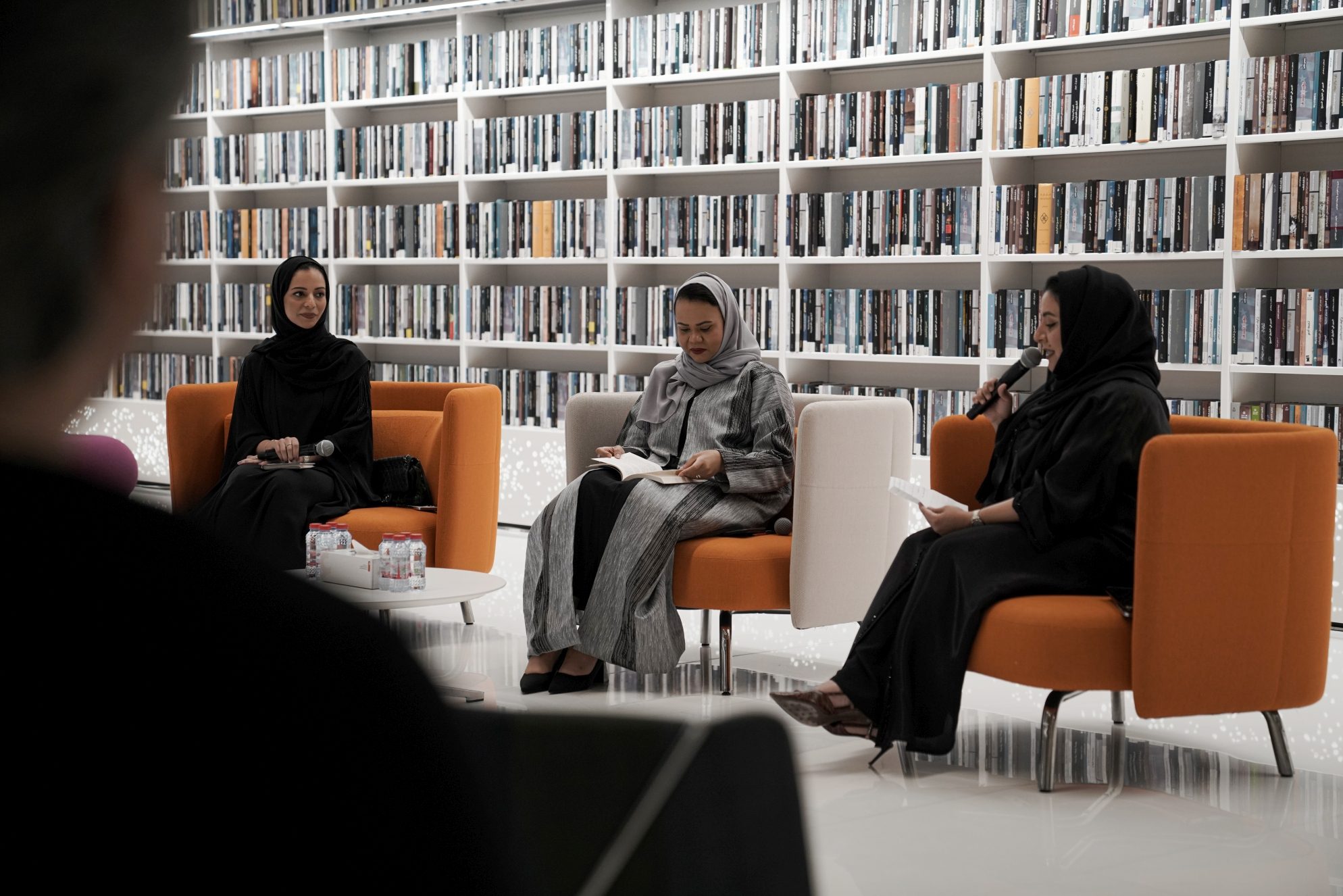 مكتبة محمد بن راشد تنظم سلسلة فعاليات احتفاءً باليوم العالمي للغة العربية 1 1671537064 image